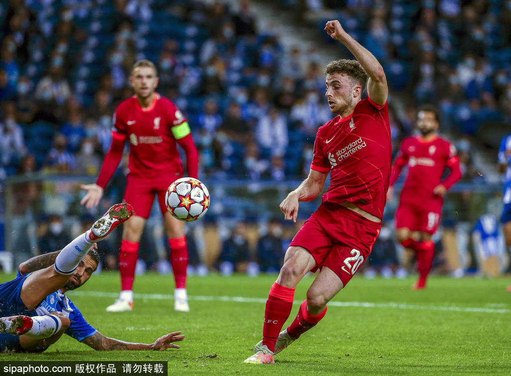 其背后是主 其背后是主