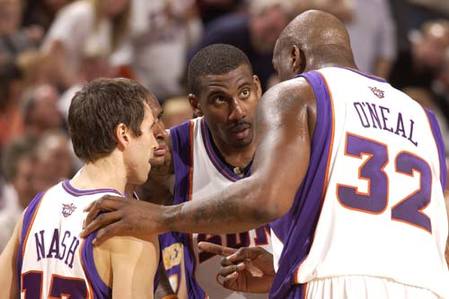 纳轻取吉隆 纳轻取吉隆