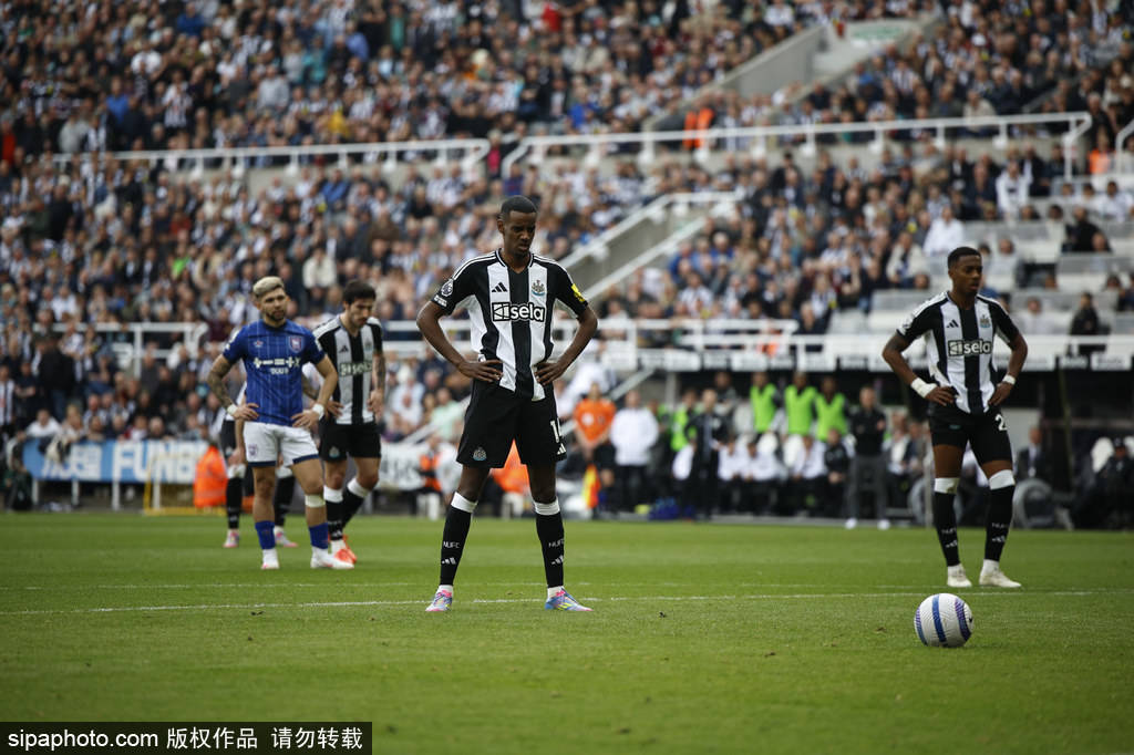 裁判通过自 裁判通过自