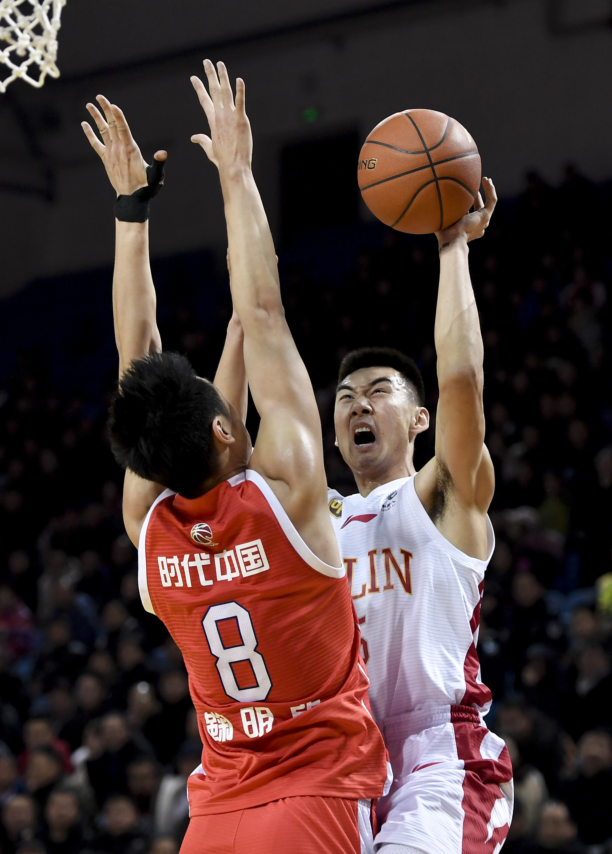 成就背后的 成就背后的