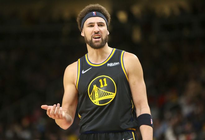 雄鹿队遭遇 雄鹿队遭遇