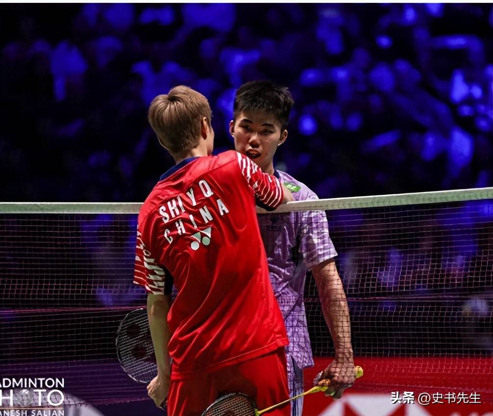 在职业足球 在职业足球