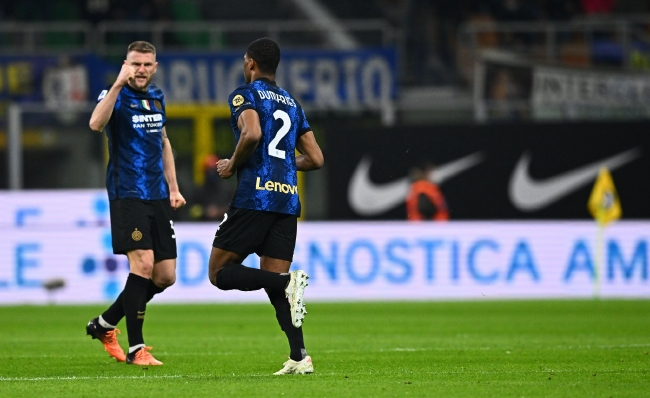 俱乐部通过 俱乐部通过